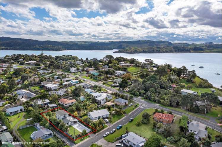 3 Violet Street Raglan_28