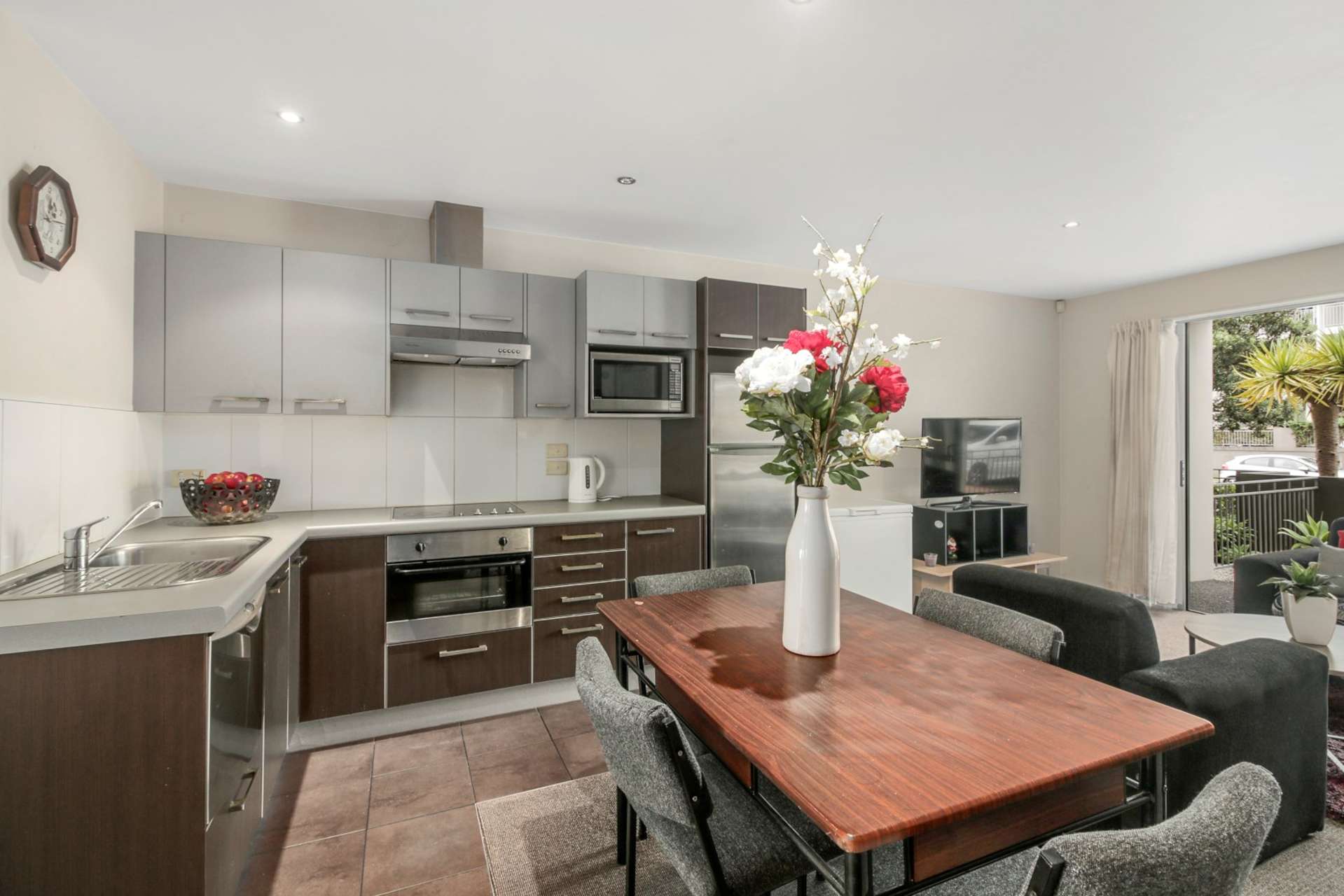 92a Michael Jones Drive Flat Bush_0