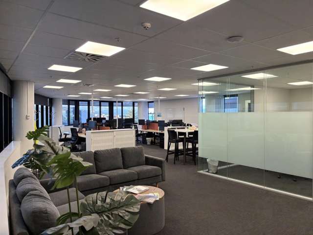 Level 4, Front, 5 Willeston Street Wellington Central_2