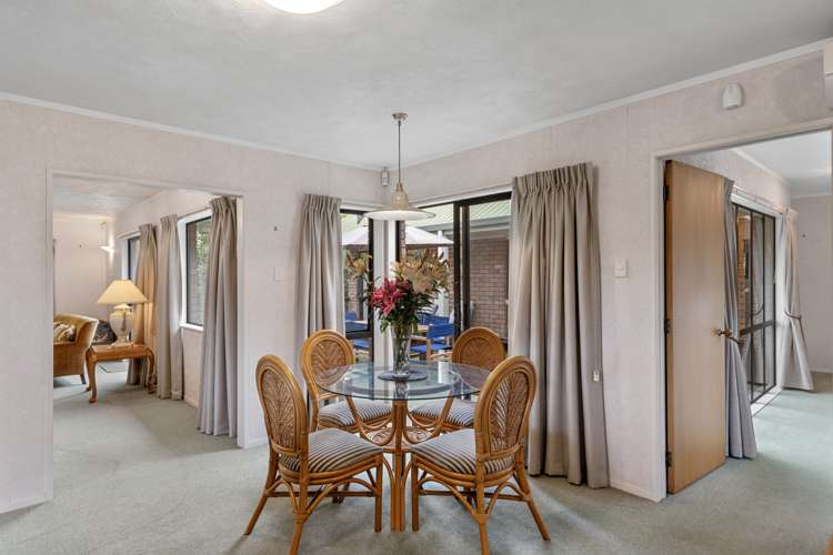 802 River Road Chartwell_7