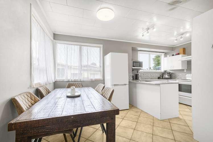 5 Bedlington Avenue_3