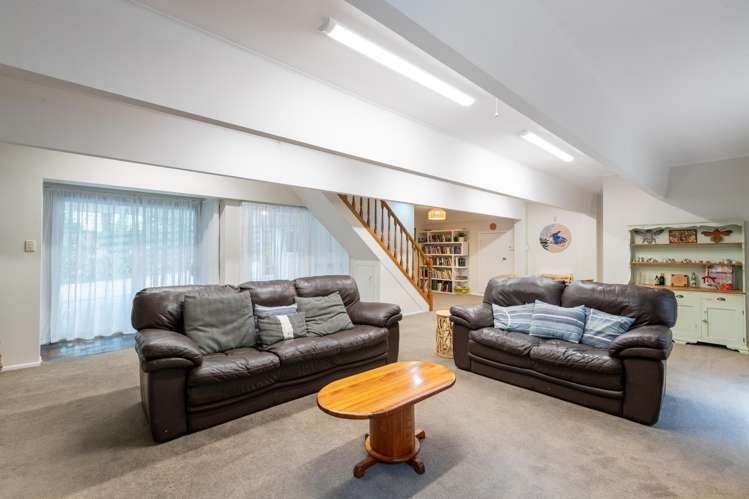 13 Chichester Drive Pinehaven_22