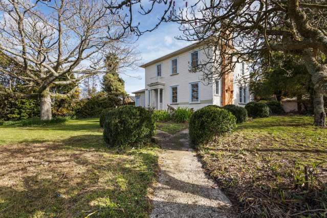 Iconic character home in heart of Matamata