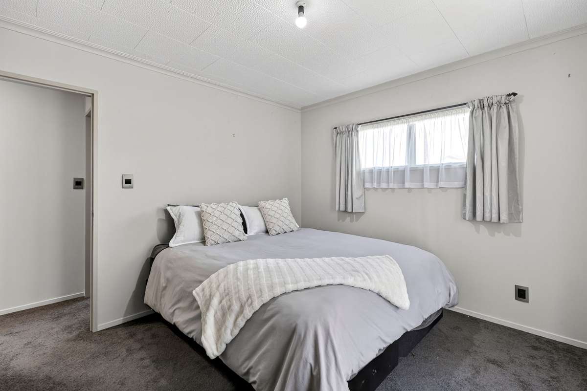 12 Manuka Street_4