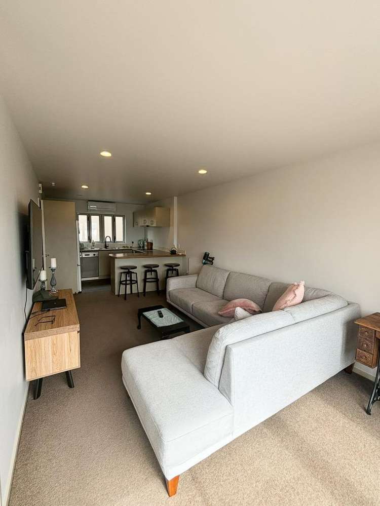 7/208 Lake Terrace 11201_3