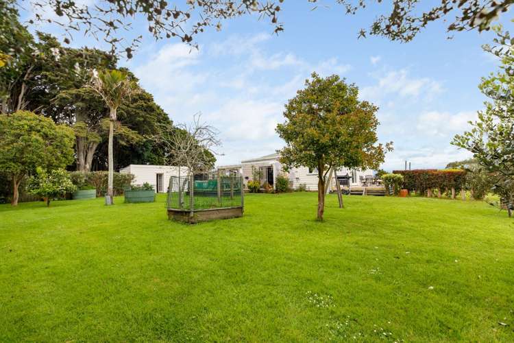 1093 Waiuku Road Waiuku_16