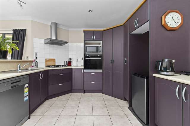 24 Roderick Place 2612_3