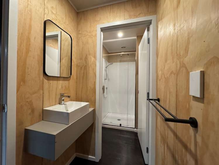 27 Beach Road Auckland Central_7