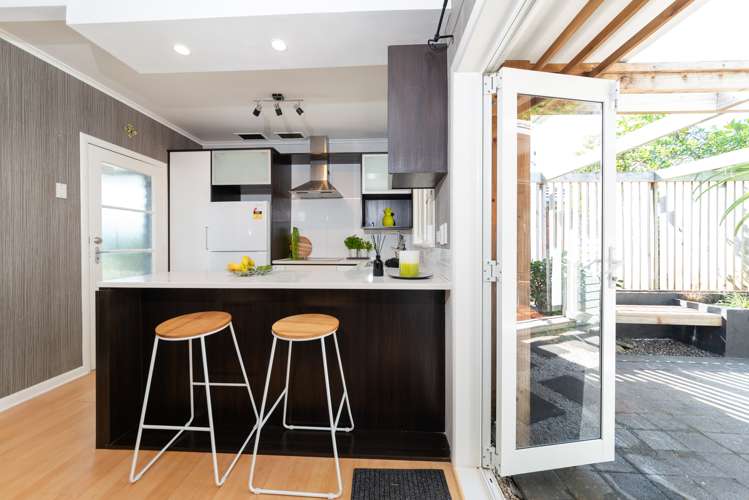 97 Hutchinson Avenue New Lynn_15