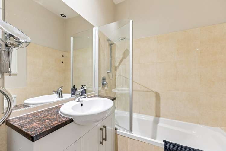 10/6 Islington Avenue New Lynn_14