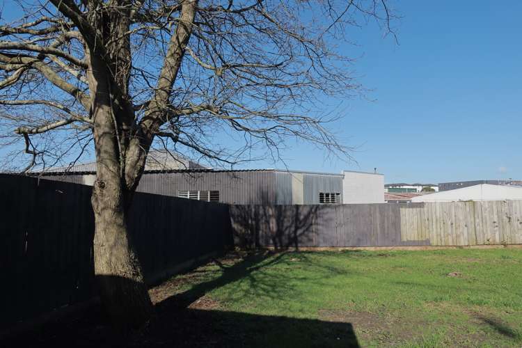 22 Howard Hunter Avenue St Johns_17