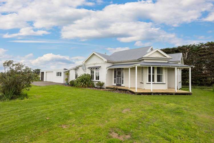 335 Couper Road Glen Oroua_5