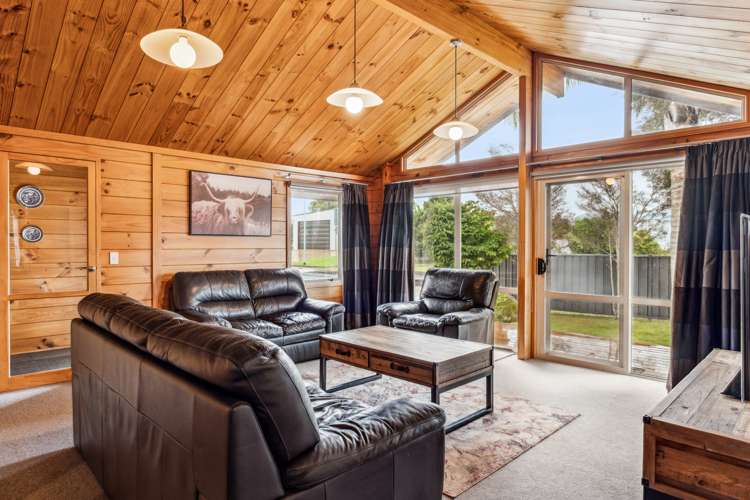 122 Potae Avenue Lytton West_5