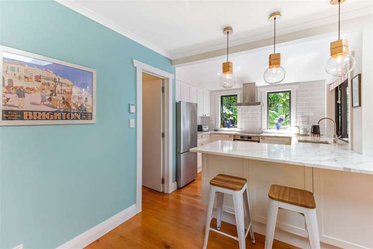 40 Calais Terrace Ostend_4