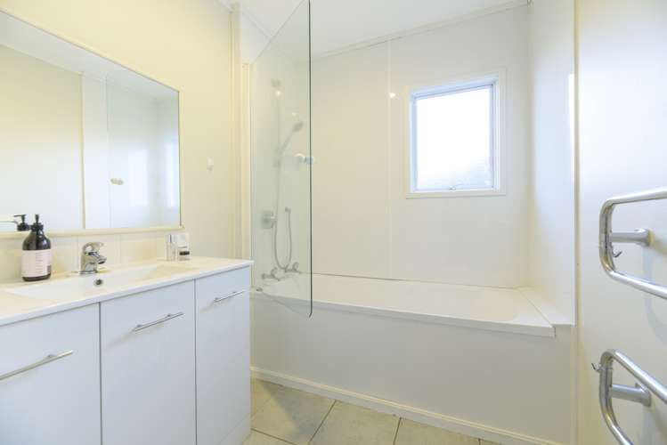 1/48 Noeleen Street Glenfield_15