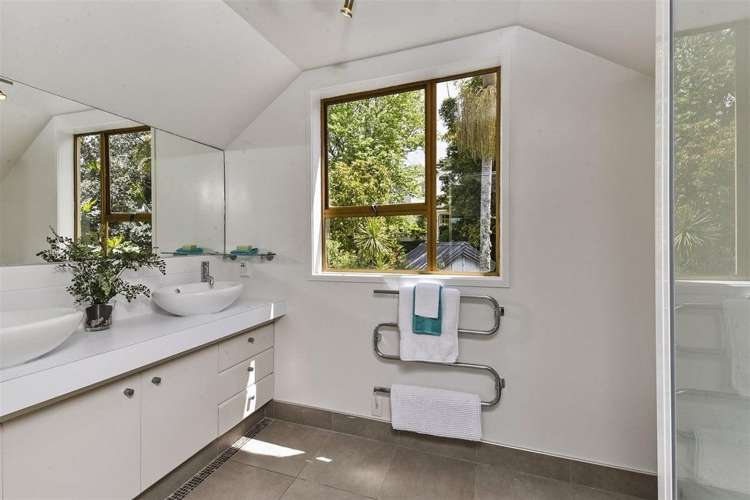 8 Awanui Street Birkenhead_12