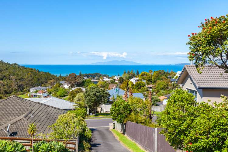 39 Roberta Crescent Orewa_17