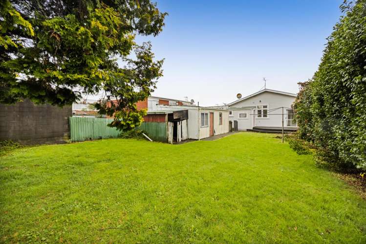 86 Lemon Street and 70, 72, 74 Eliot Street New Plymouth_26