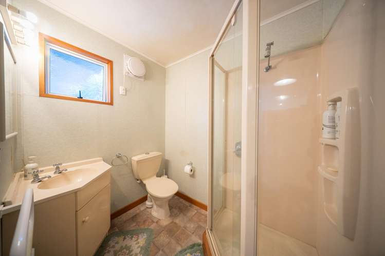 14 Lakefront Drive Te Anau_13