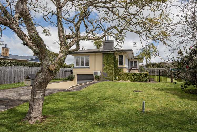 12 Kowhai Park Road Maunu_23