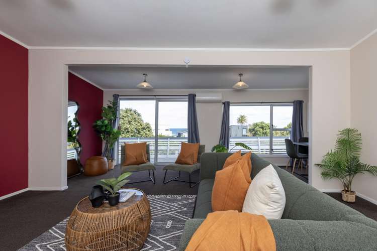 13 The Crescent Raumati South_10