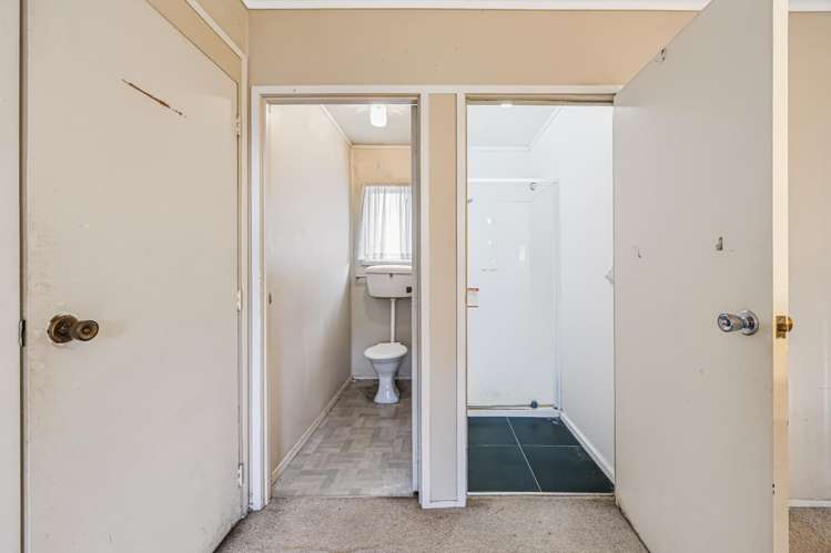 6 Woodcote Drive Glenfield_23