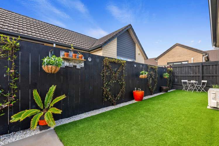 82 Landing Drive Pyes Pa_14