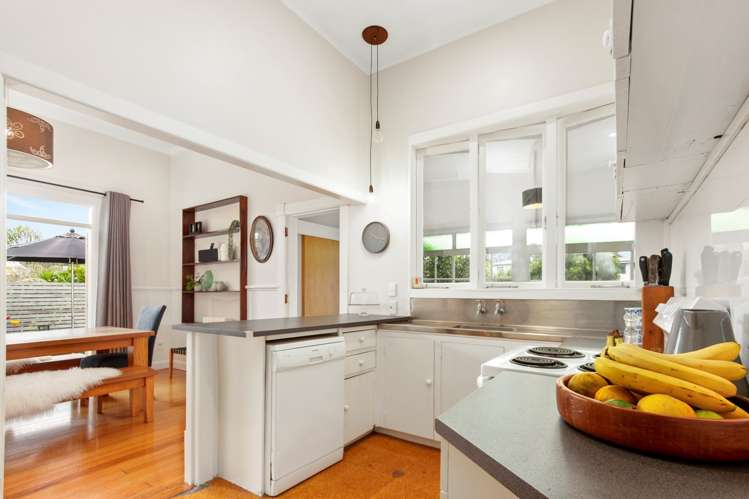 32 Shackleton Road Mount Eden_10