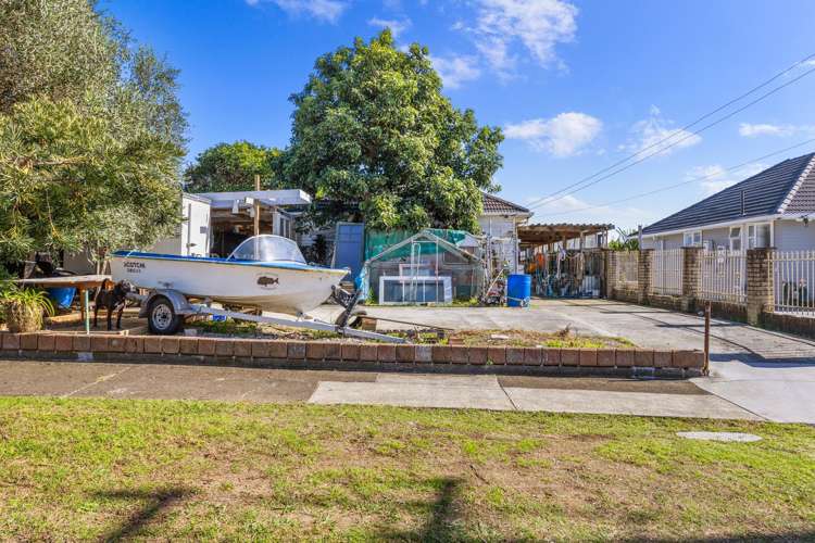 9 Farmer Street Mangere East_13