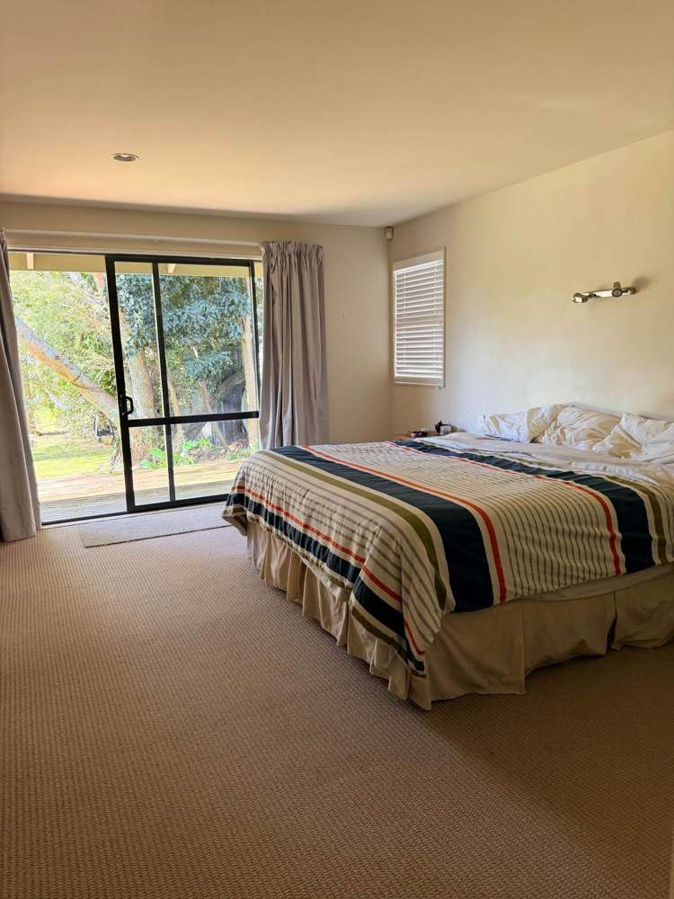 23 Sunkist Bay Road Beachlands_10