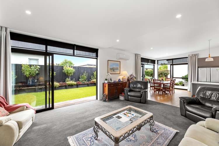 45 Blackmore Place Springlands_6