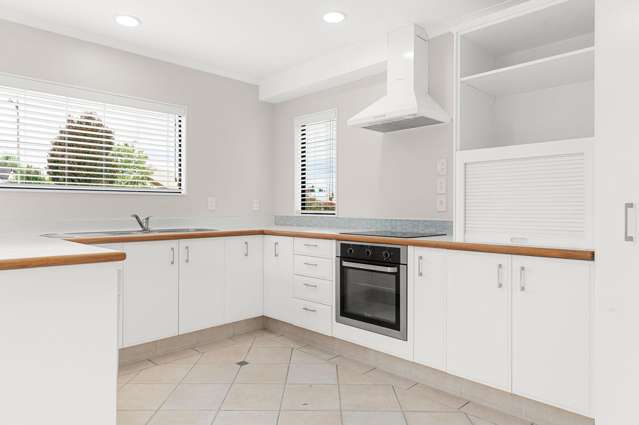 35 Keswick Crescent Huntington_2