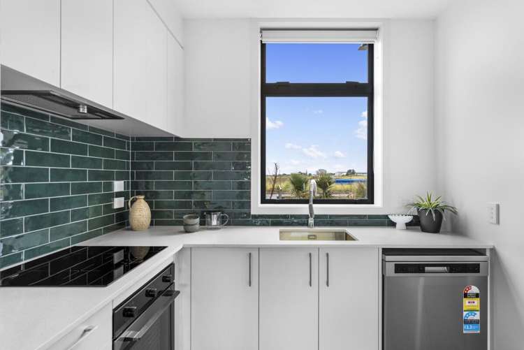 27 Raukohekohe Road Wiri_2