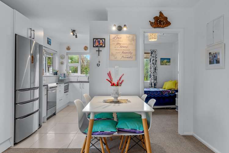 1/1 Manuka Road Bayview_2