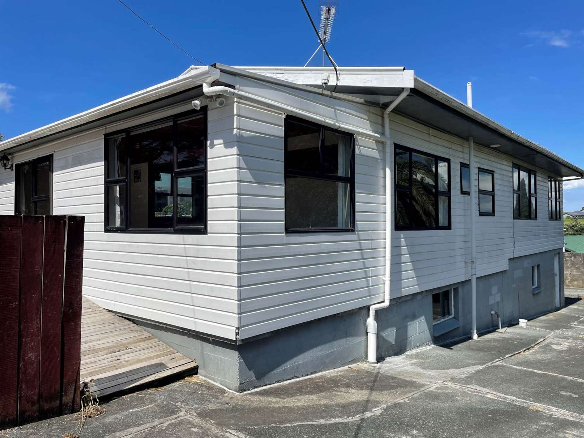 44 Foster Crescent Snells Beach_0