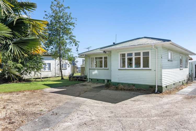 17 Willow Street Takaka_1