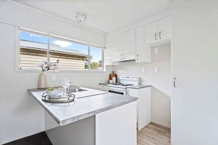 13/23 Fairview Road Mt Eden_5