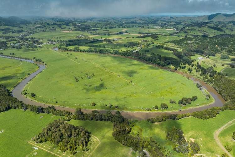 Farm 1 Pukehuia Road Tangiteroria_6