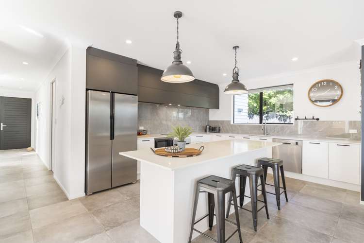 72 Constellation Avenue Beachlands_6