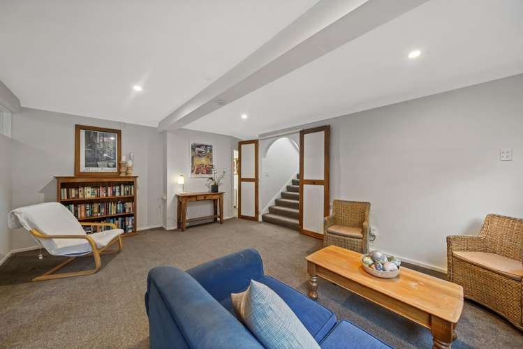 22C Yellowstone Crescent Burwood_23