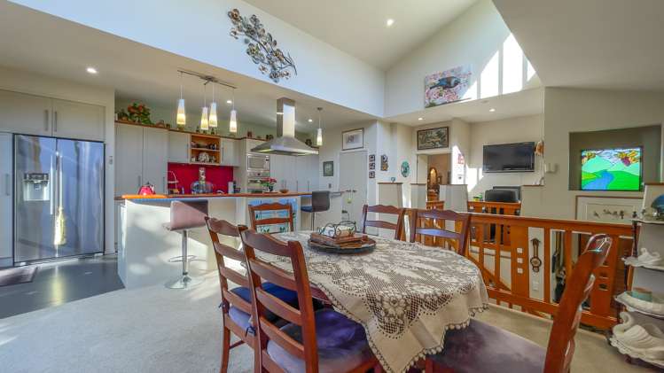 208 Mount View Road Thames_14