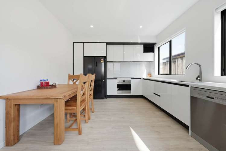 8A Britannia Place Half Moon Bay_6