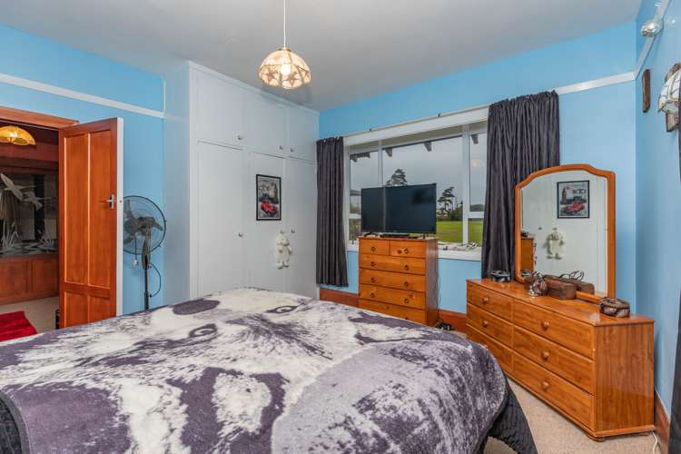 1 Trickies Road Gladstone_11