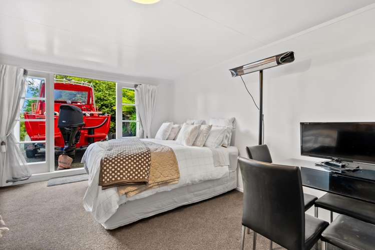 8 High Oaks Way Avenues_25