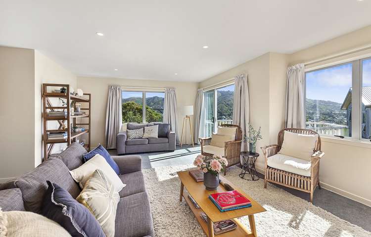 2/143 Cockayne Road Khandallah_0