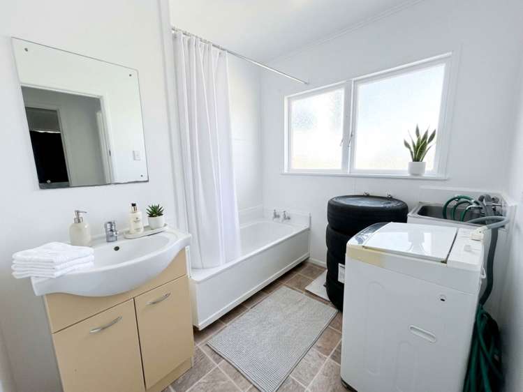 2/56 Wyllie Road Papatoetoe_6