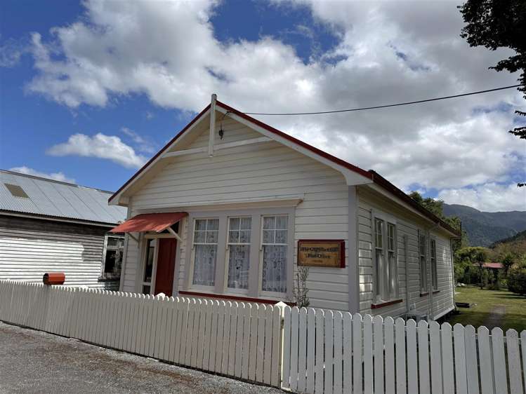 3 Clifford Street Blackball_18