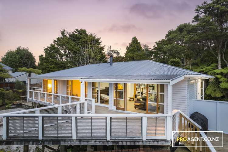 33 Lookout Drive Laingholm_28