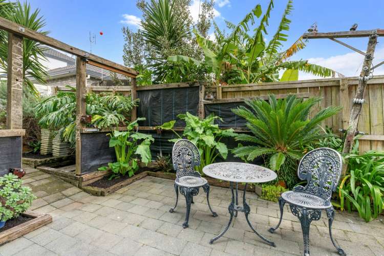 1/209 Vipond Road Stanmore Bay_16