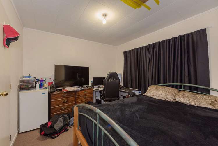 11 Bond Street Hamilton East_10